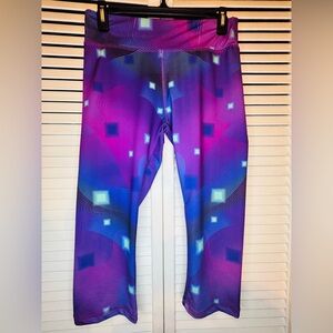 💥 Take A Walk size small Woman’s Purple & Blue Geometric Print Active Leggings